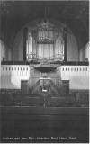 Front recht vanuit de kerk. Source: Postcard. Date: ca. 1950.